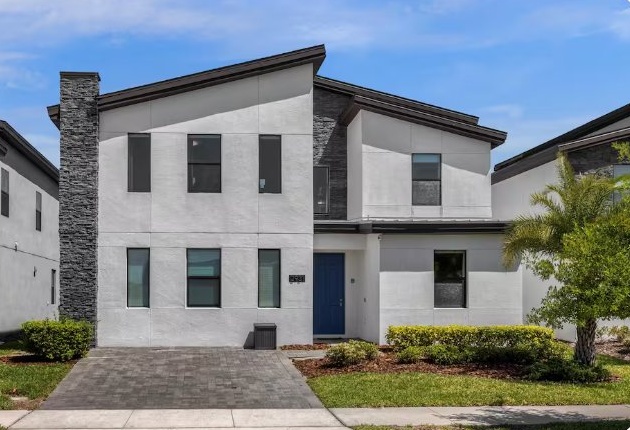 10 Bedroom Grand Estate